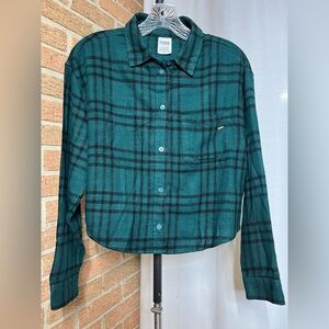 PINK green/ black cropped flannel - medium